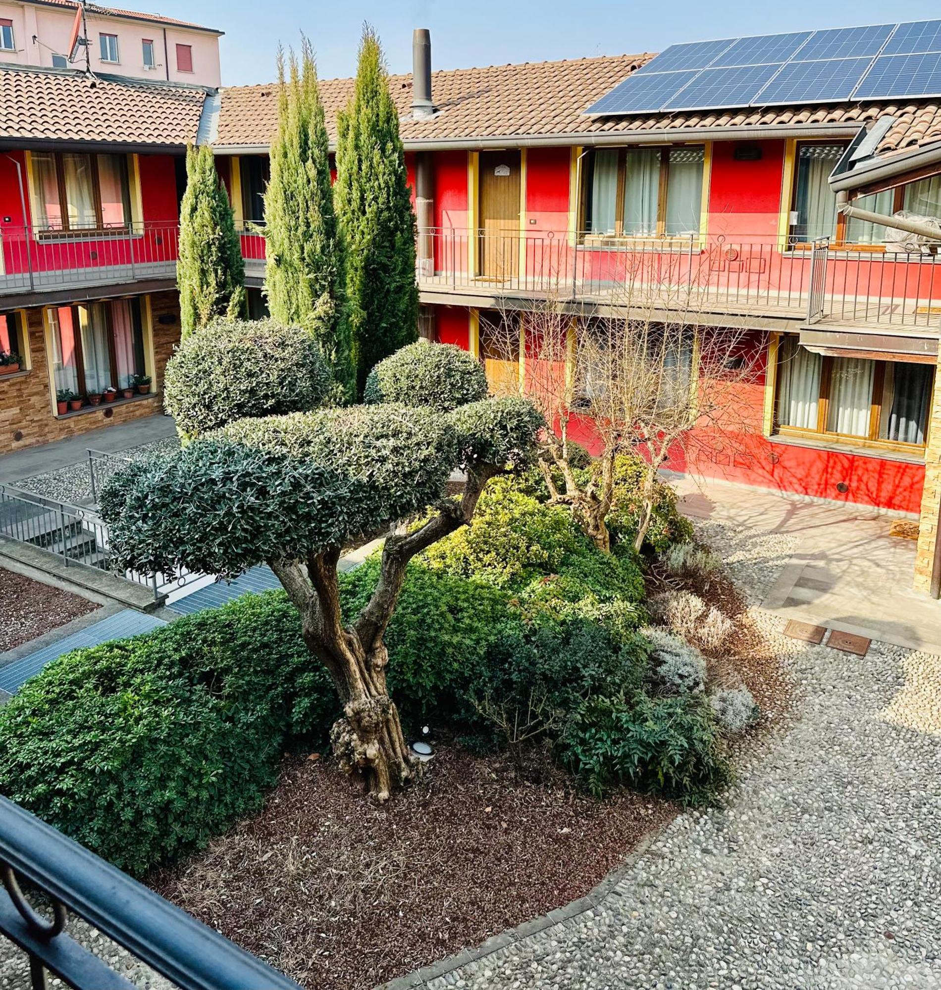 Bergamo Easy Airport Sleep&Fly Parking Bérgamo Exterior foto